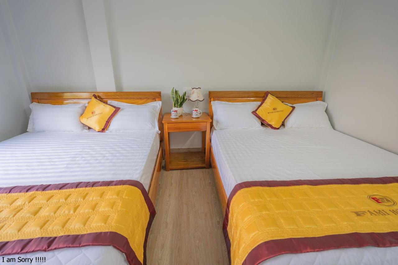 Fami Homestay Фонгня Екстер'єр фото