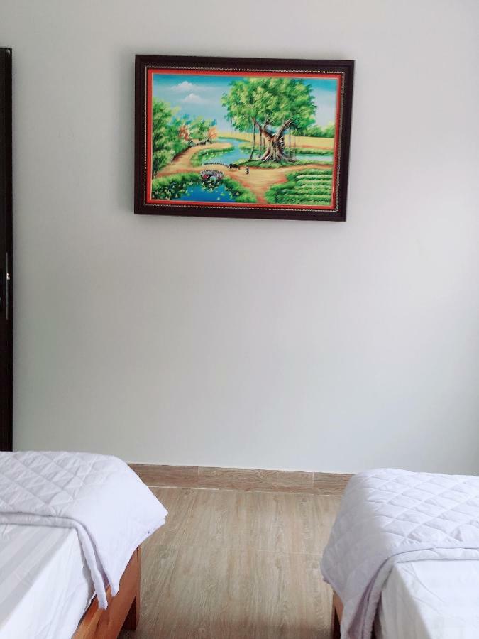 Fami Homestay Фонгня Екстер'єр фото