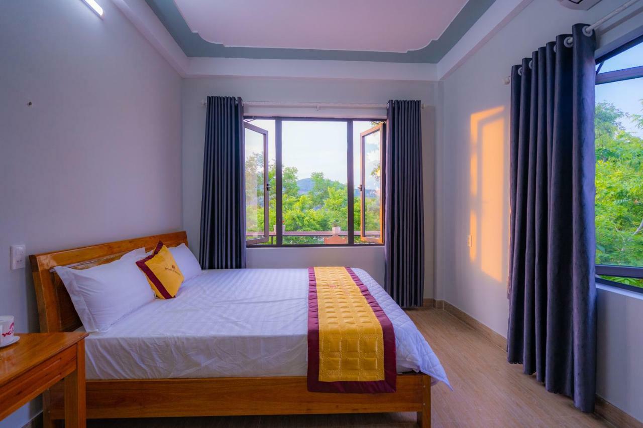 Fami Homestay Фонгня Екстер'єр фото