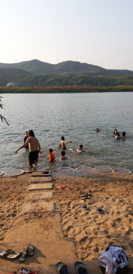 Fami Homestay Фонгня Екстер'єр фото